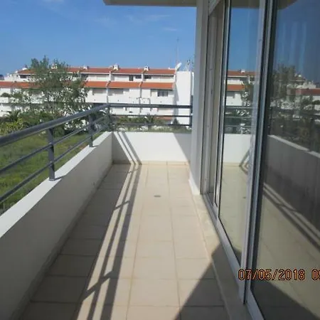 Estrada De Santa Eulalia Appartement *